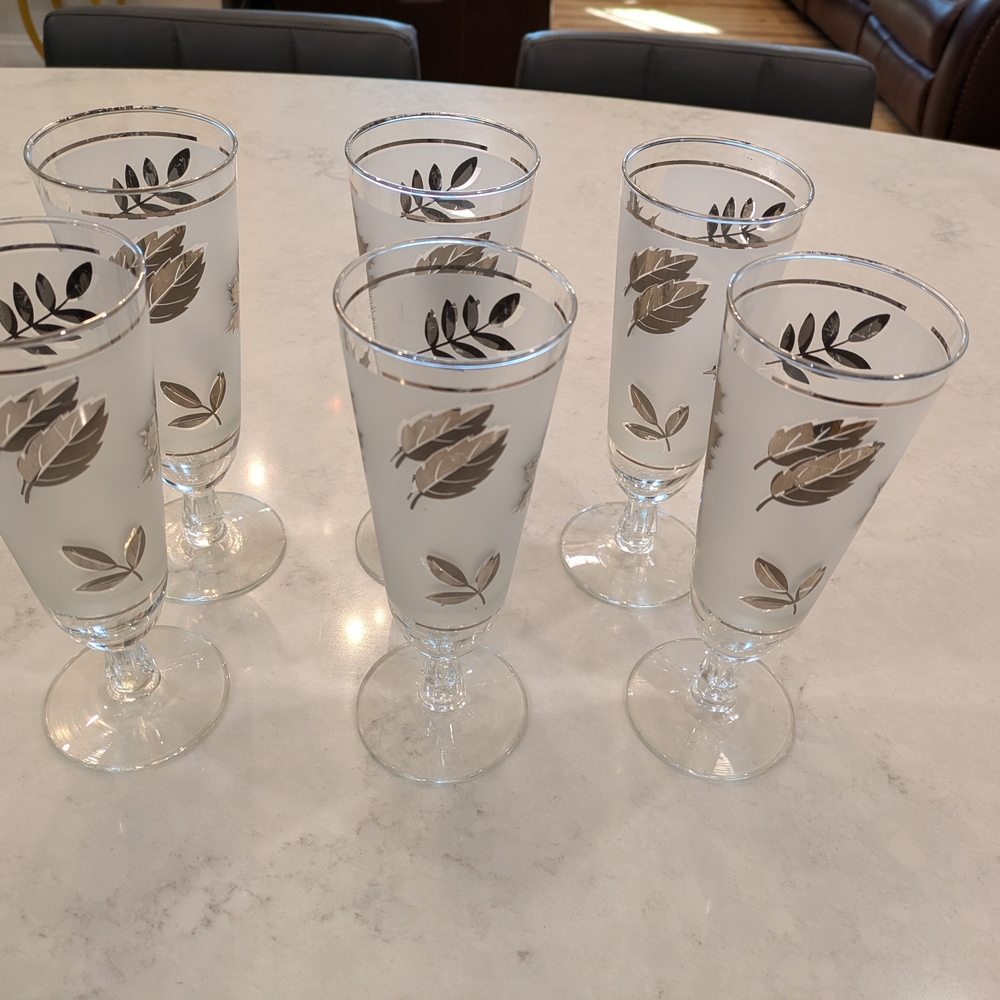 Vintage  Libbey Silver Leafs Pilsner Glass - MCM Barware Set Of 6